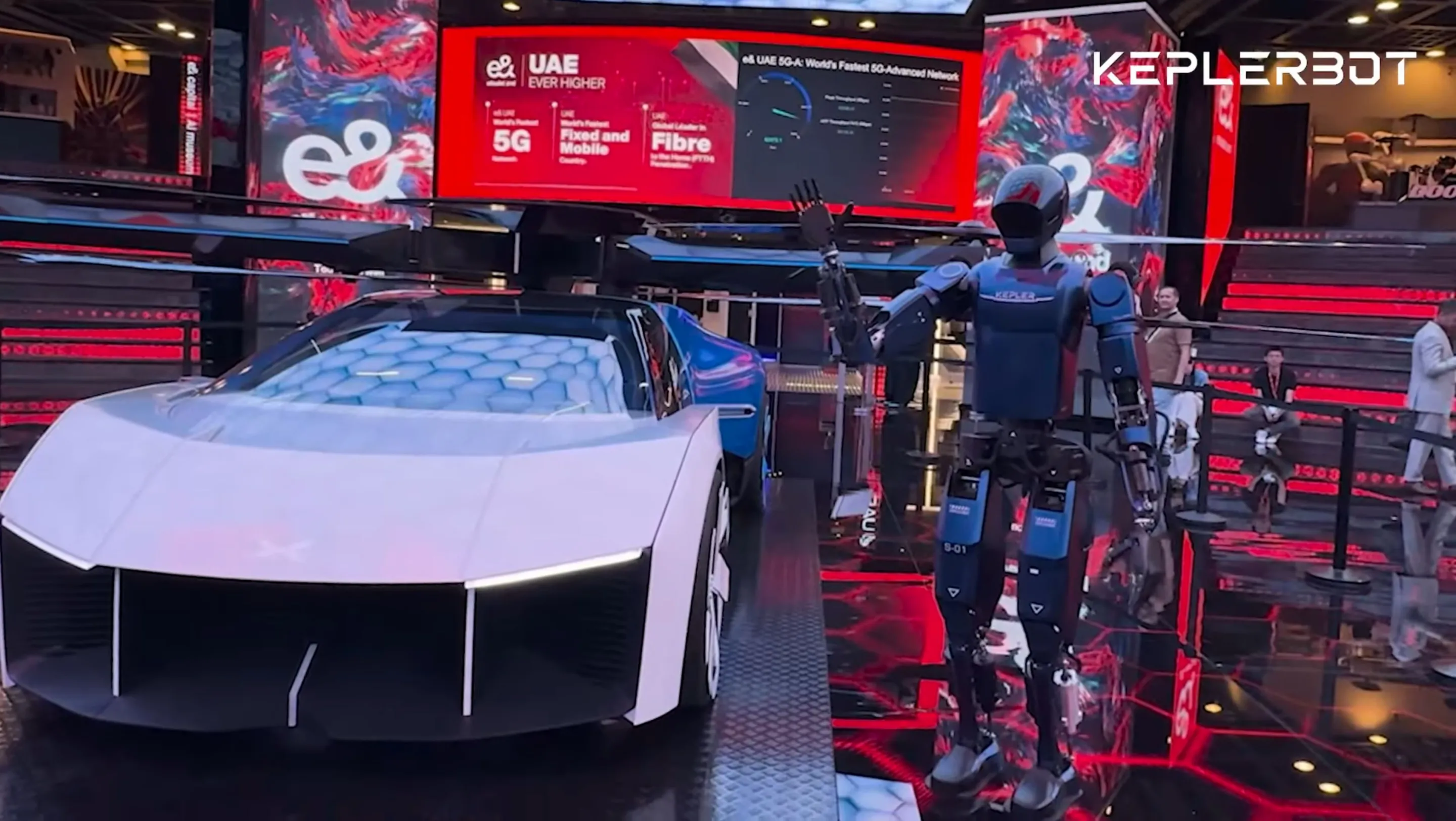 Kepler Forerunner K2 humanoid robot